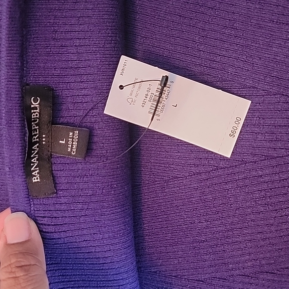 Banana Republic cala sweater bustier in purple. Size Large. - Picture 4 of 5